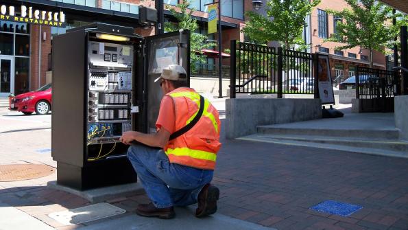 Tracking traffic signals with RFID tags