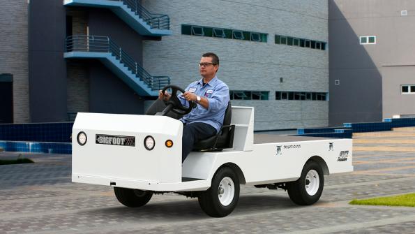 Brawny electric utility vehicle performs a variety of tasks (with related video)