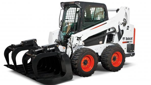 Powerful skid-steer loader hauls big quantities