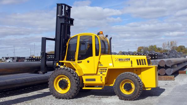 Sturdy forklift performs municipal tasks