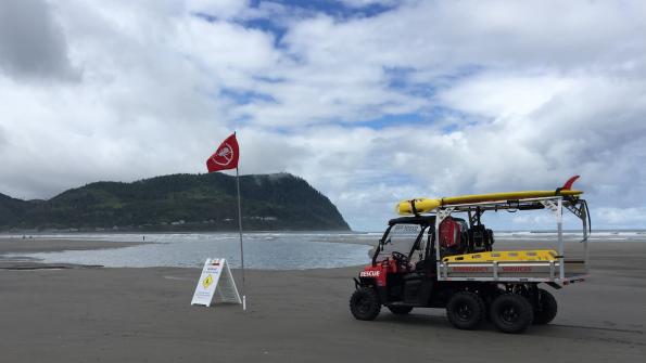 Utility vehicle performs a variety of tasks in Oregon tourist community