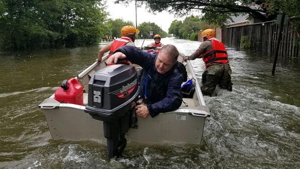 First responders across U.S. flock to Texas for Harvey relief efforts