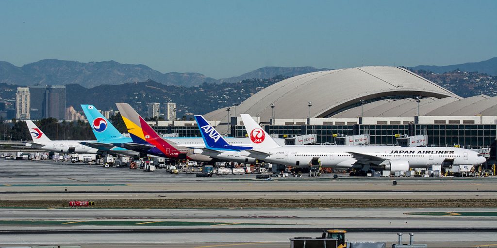 Los Angeles sues FAA for noise-inducing flight rerouting