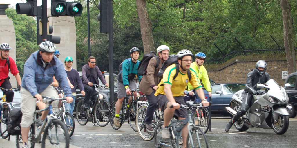 Study finds protected bike lanes make roadways safer for everyone