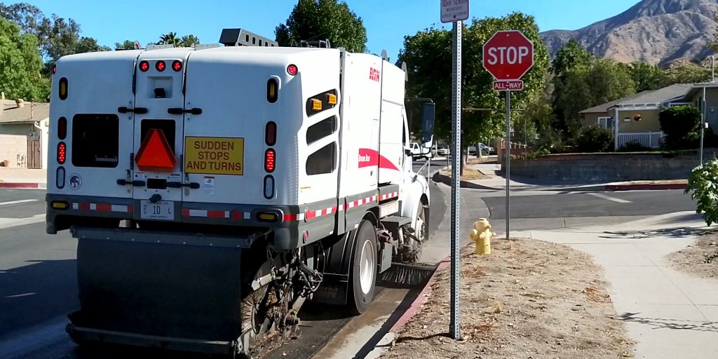 Hybrid electric street sweeper helps municipalities reduce greenhouse gas emissions