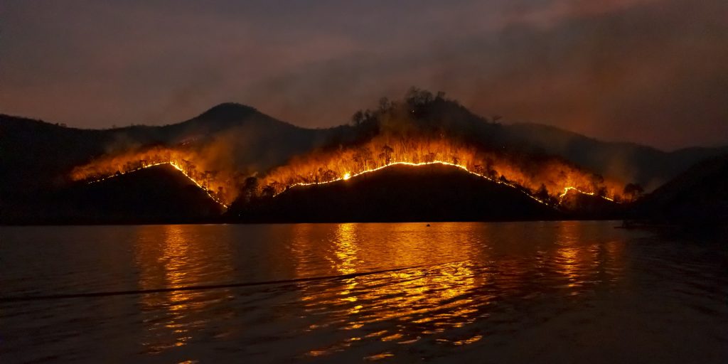 Report: Technology can aid wildfire response that’s ‘stuck in the last century’